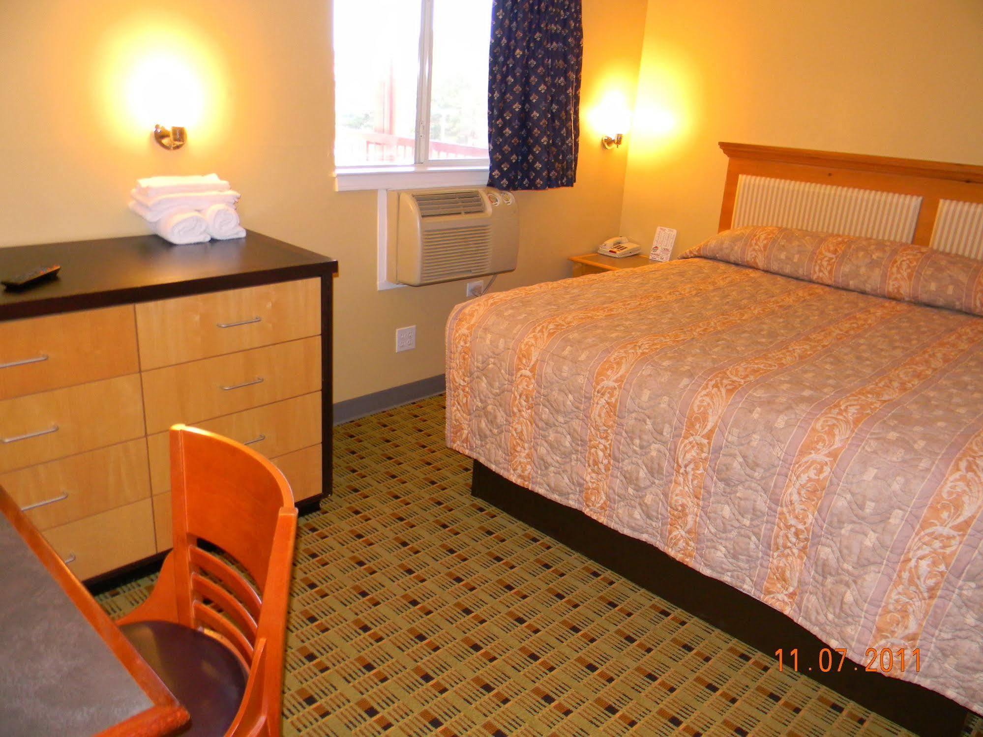Stay Inn & Suites - Stockbridge Luaran gambar