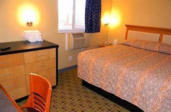 Stay Inn & Suites - Stockbridge Luaran gambar
